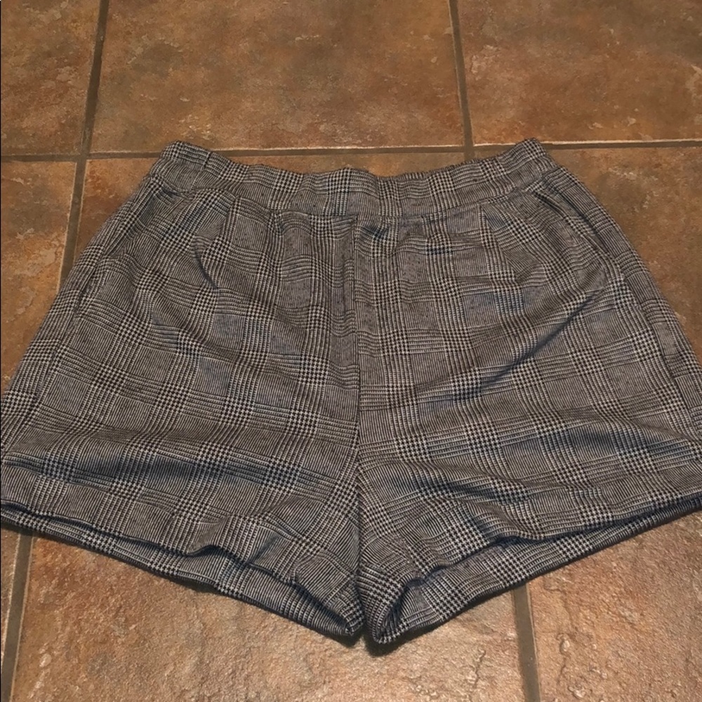Checkered shorts